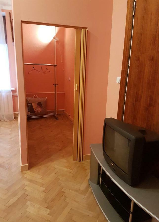 Ebu 28 Lejlighed